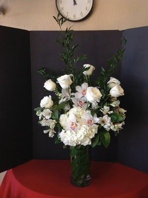 White Purity Floral Centerpiece