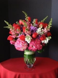Red Hydrangea, Roses & Snap Dragons